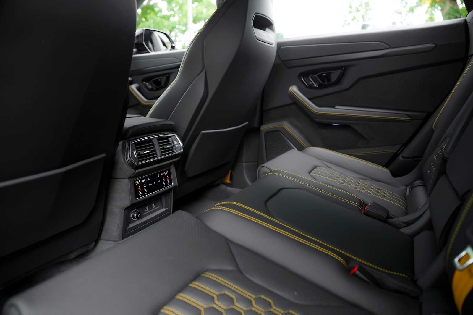 2026 Lamborghini Urus SE - Photo 34