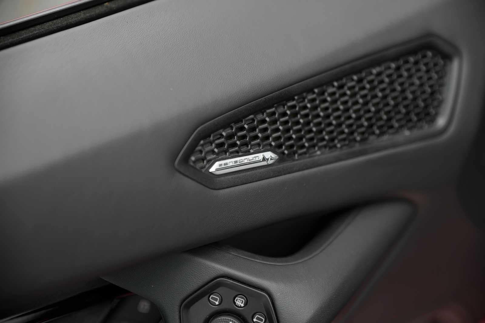 2021 Lamborghini Huracan EVO - Photo 21