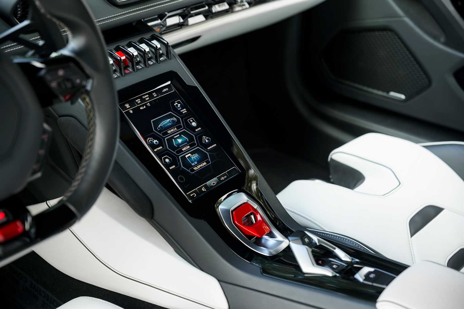 2021 Lamborghini Huracan EVO - Photo 23