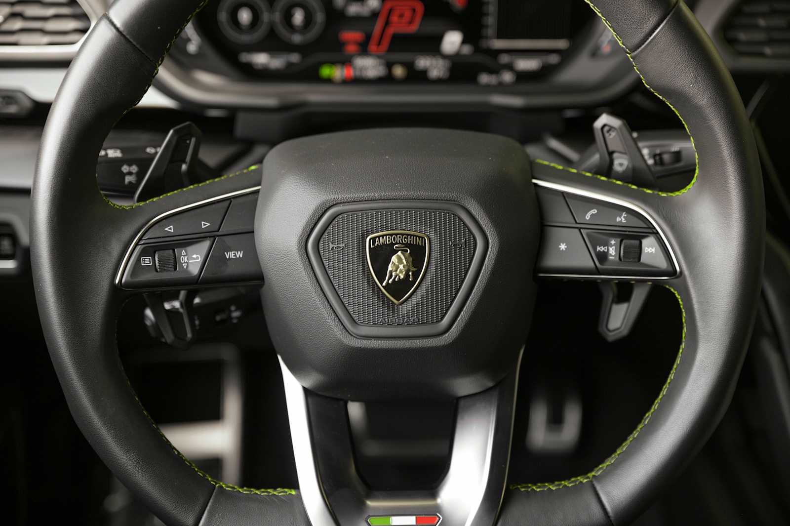 2024 Lamborghini Urus S - Photo 38