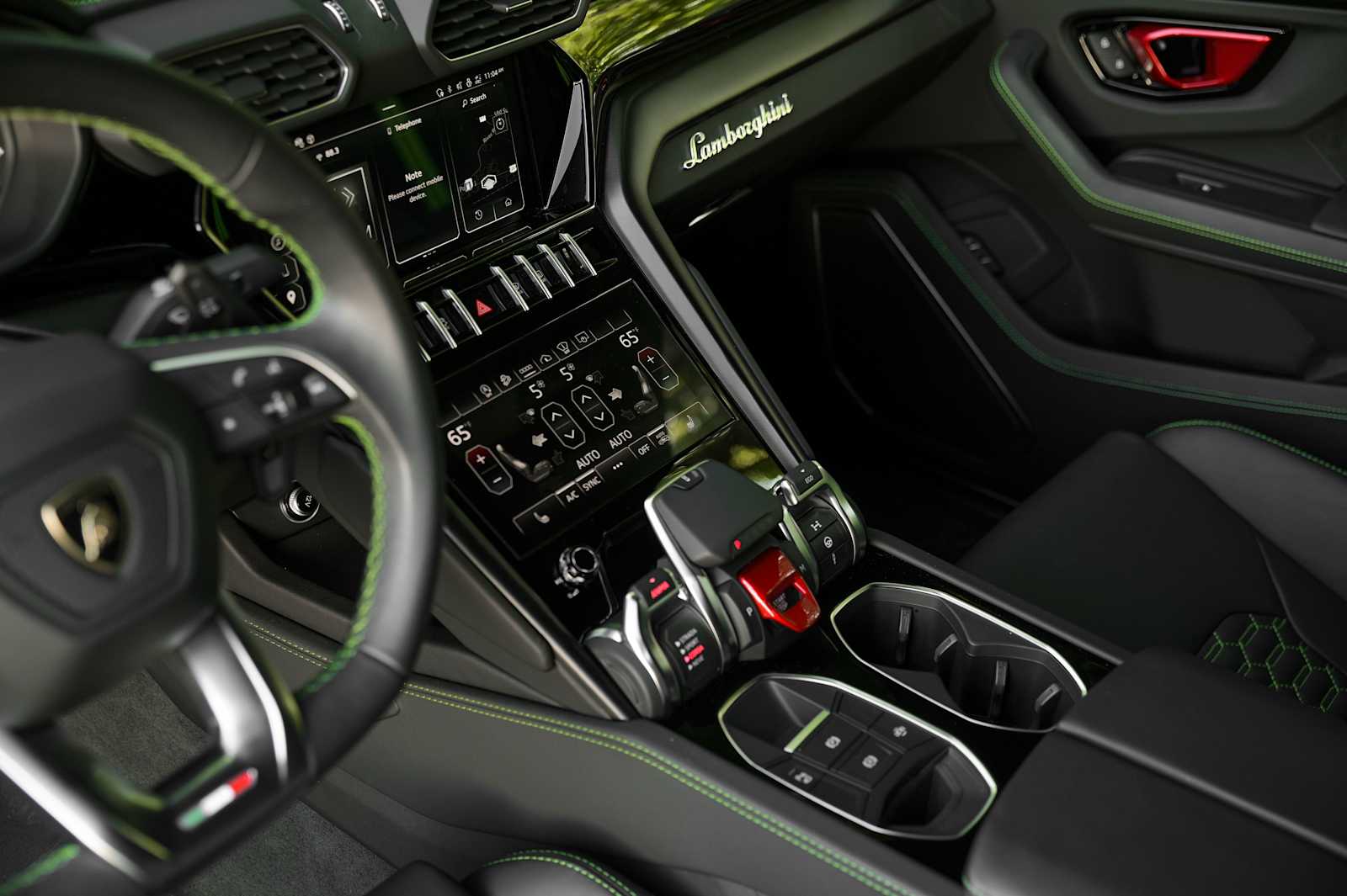 2024 Lamborghini Urus S - Photo 25