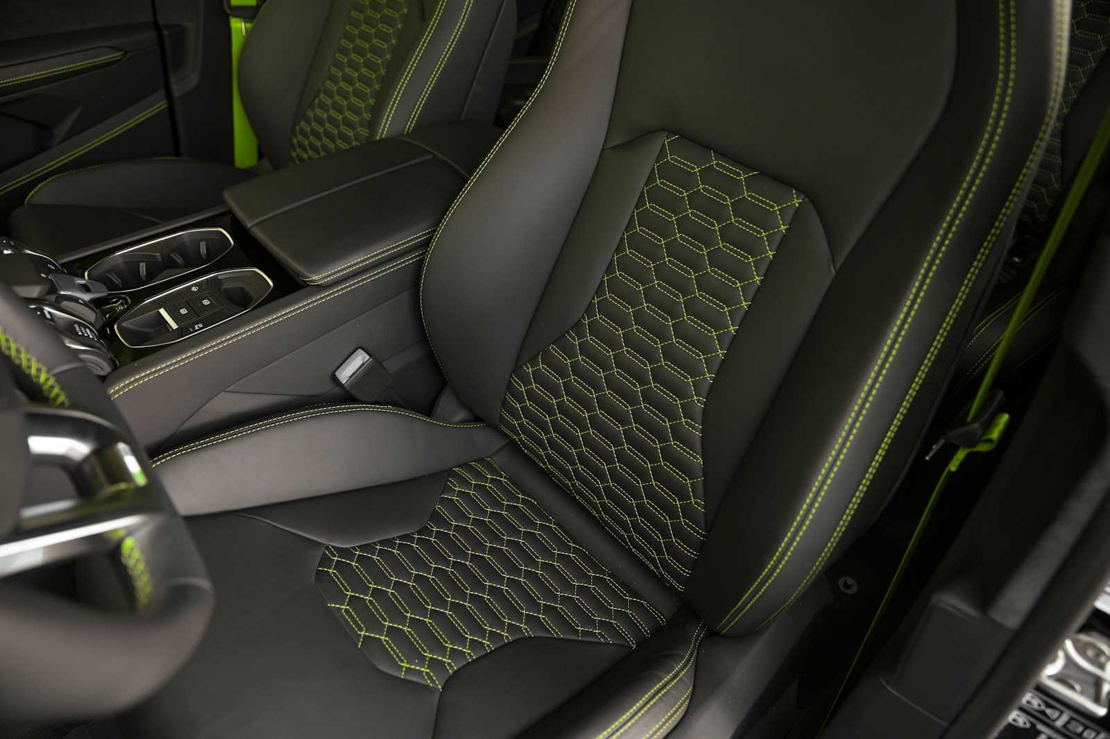2024 Lamborghini Urus S - Photo 27