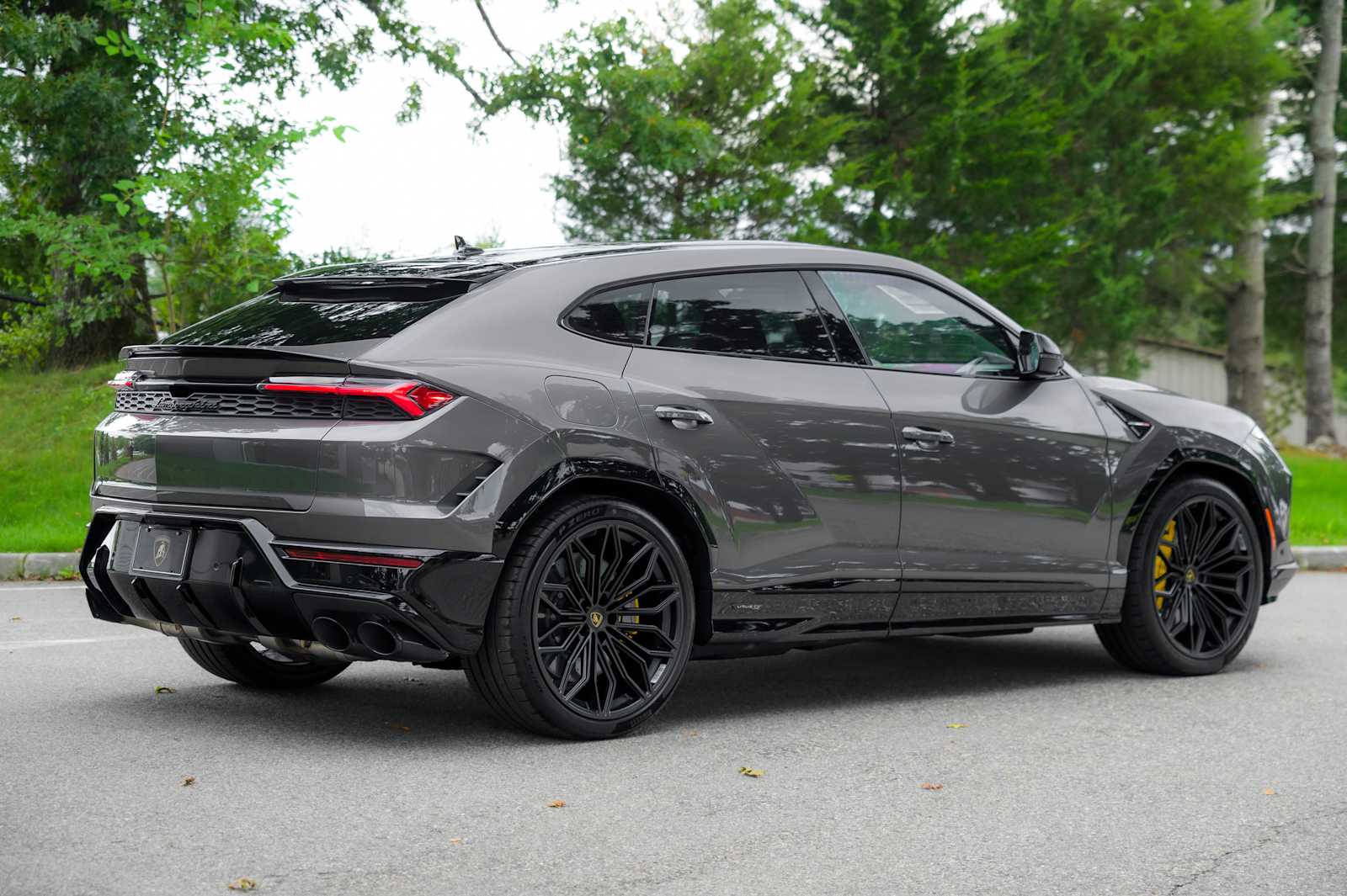 2026 Lamborghini Urus SE - Photo 10