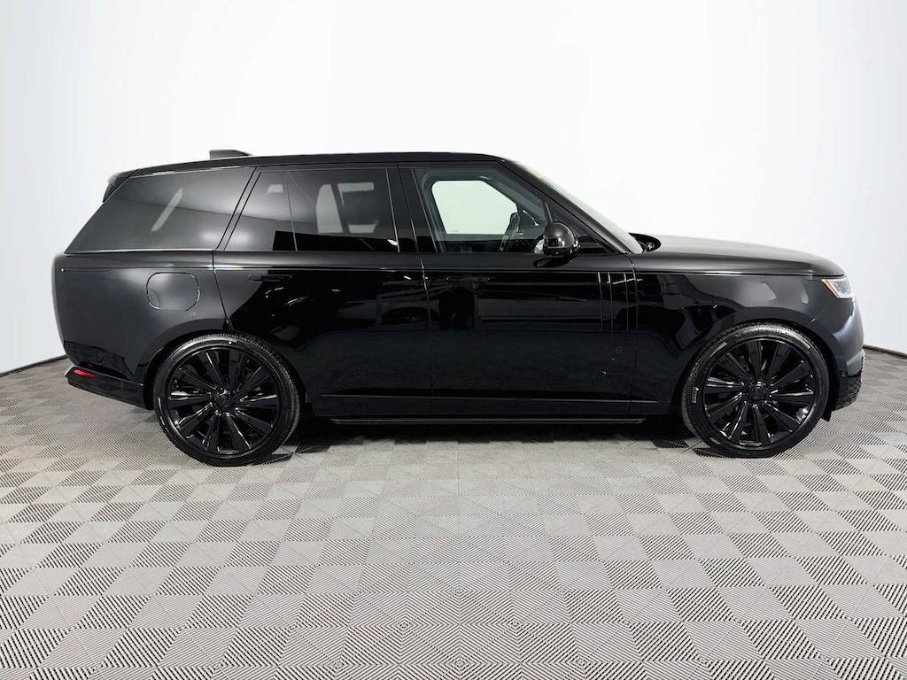 New 2026 Land Rover Range Rover SV Black SWB P615 SV Black SWB P615 SUV
