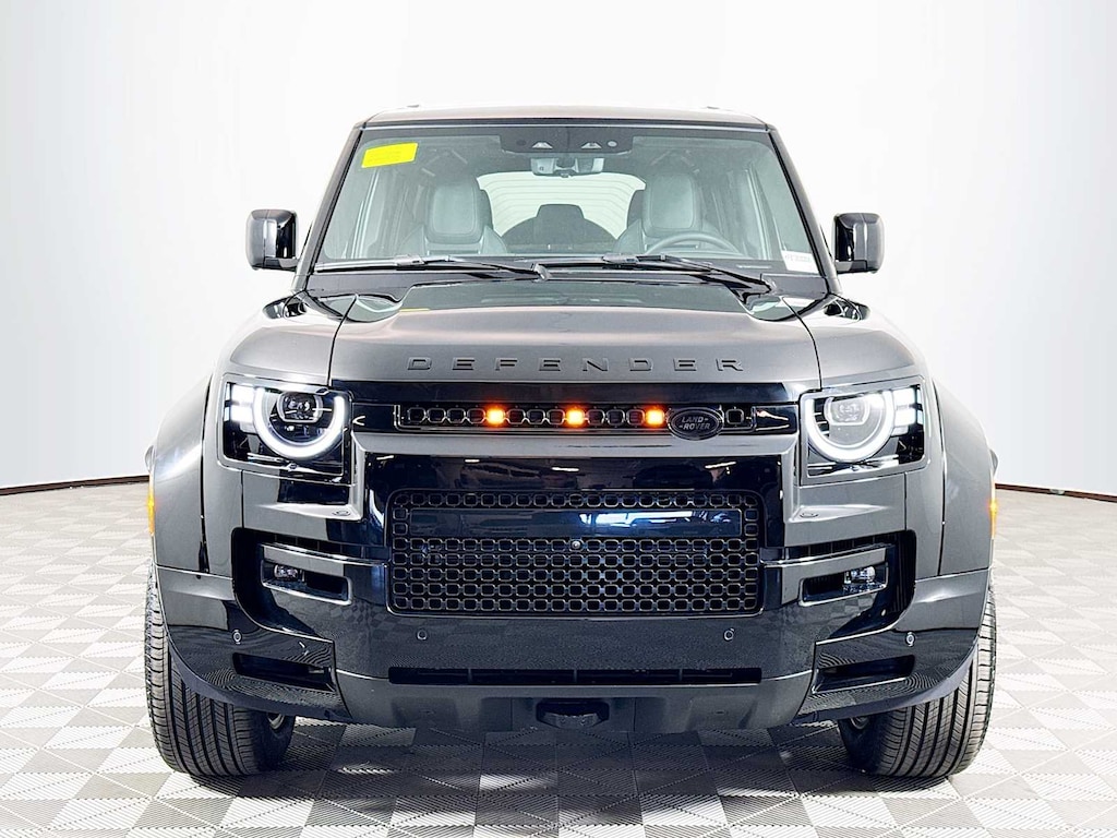 New 2026 Land Rover Defender 110 Octa Black Defender 110 Octa Black SUV