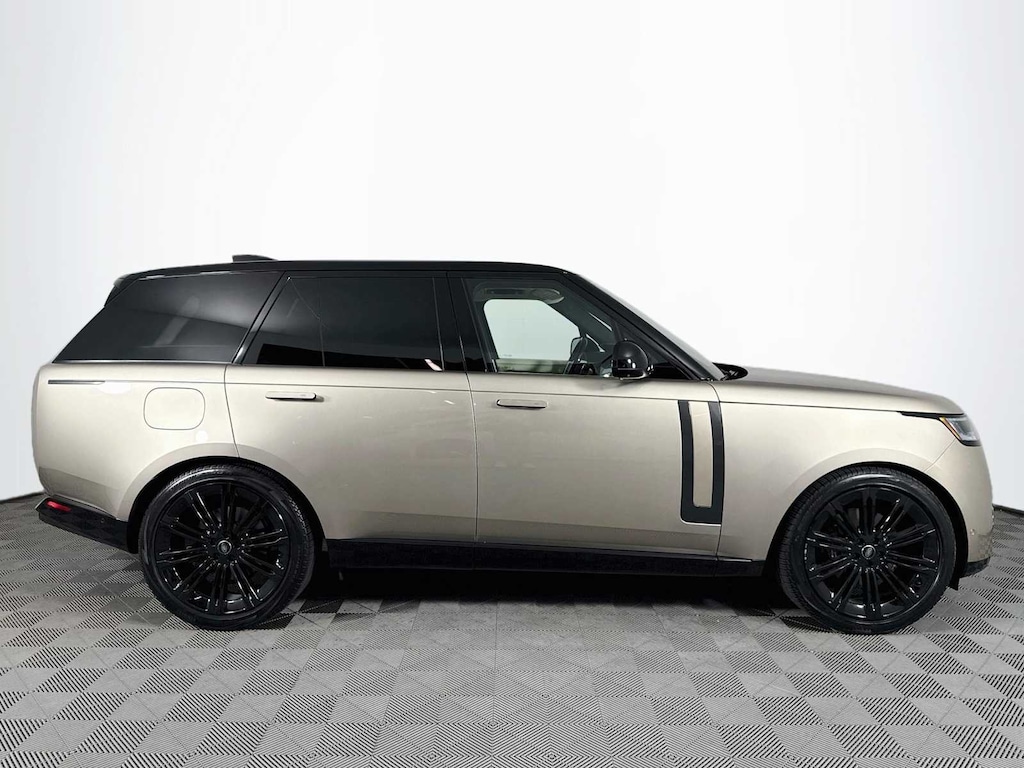 Certified 2023 Land Rover Range Rover P400 SE SUV