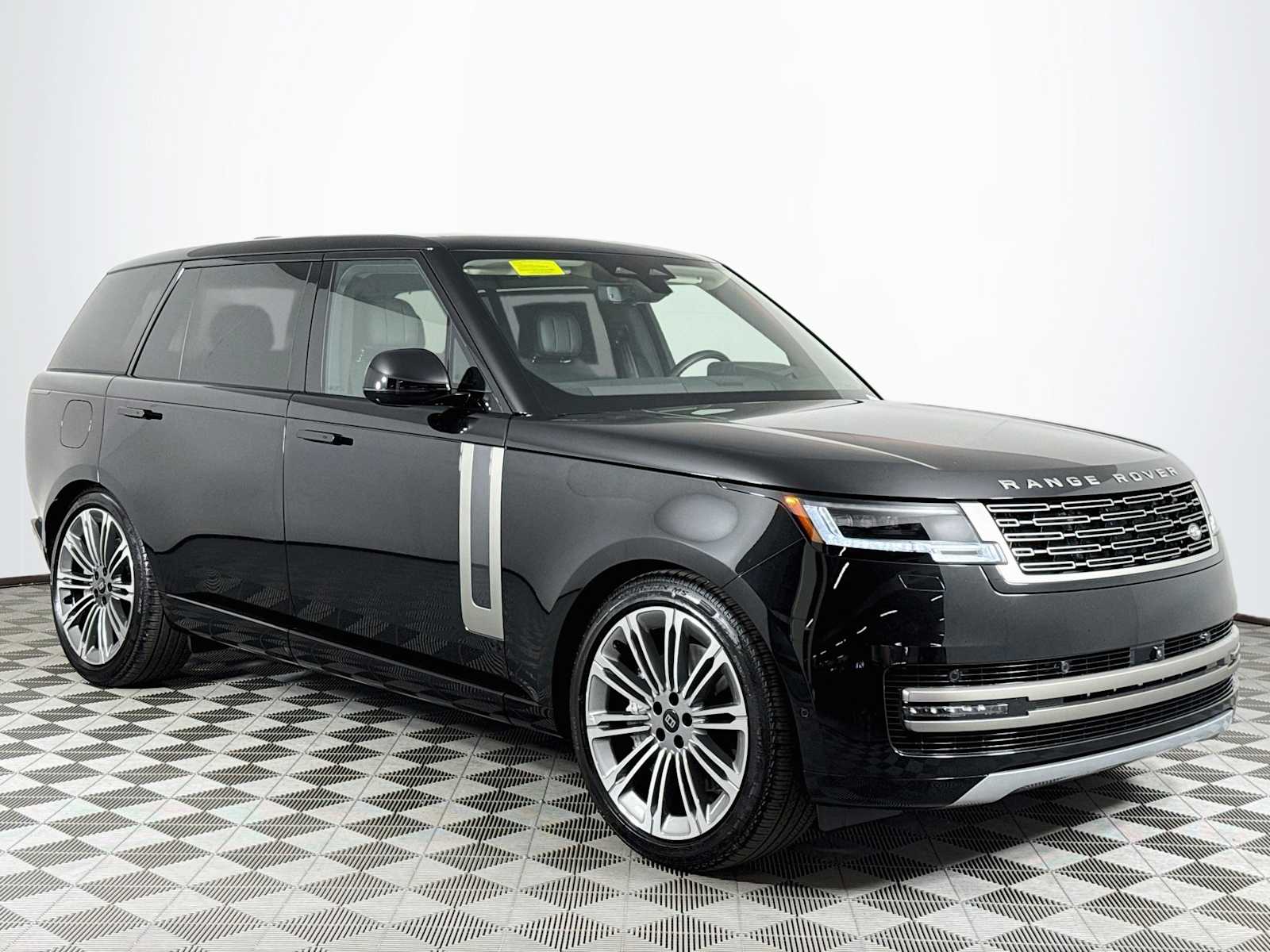 New 2027 Land Rover Range Rover SE LWB7 P530 Range Rover SE LWB7 P530 SUV