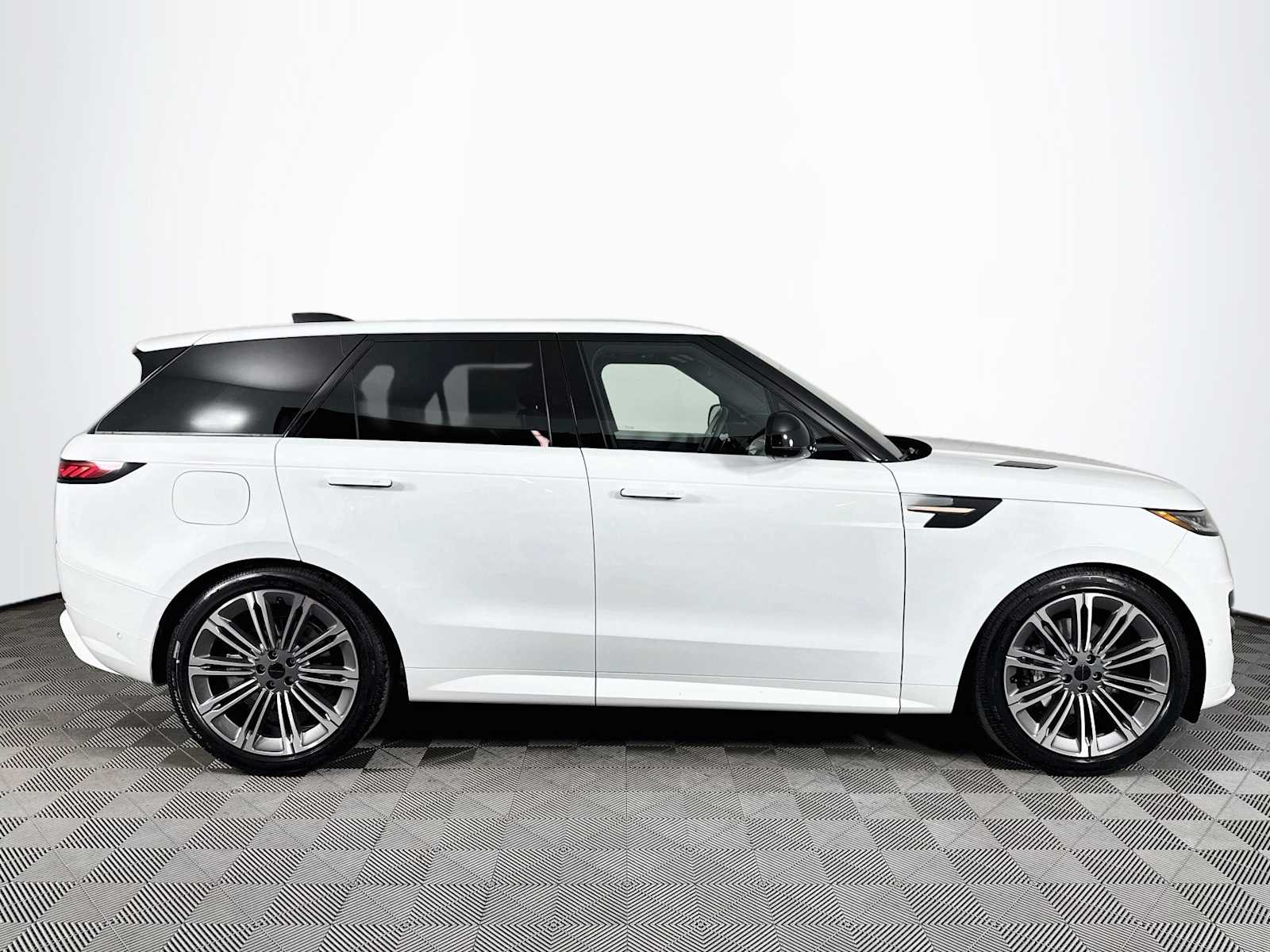 New 2027 Land Rover Range Rover Sport Dynamic SE P400 Range Rover Sport Dynamic SE P400 SUV