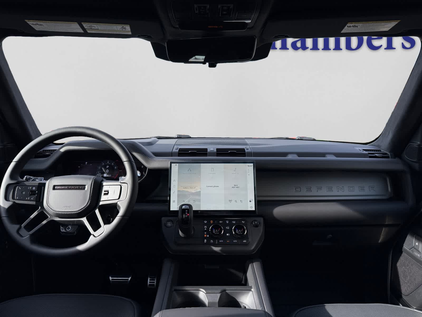 2026 Land Rover Defender OCTA - Photo 10