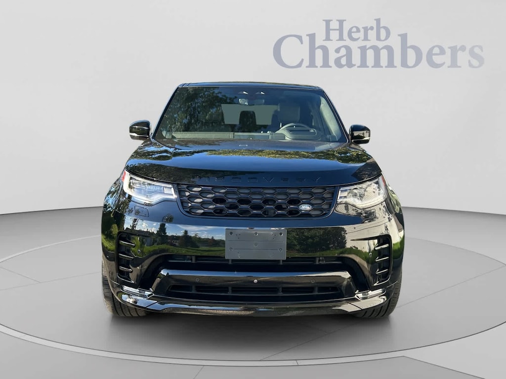 Certified 2025 Land Rover Discovery Dynamic SE SUV