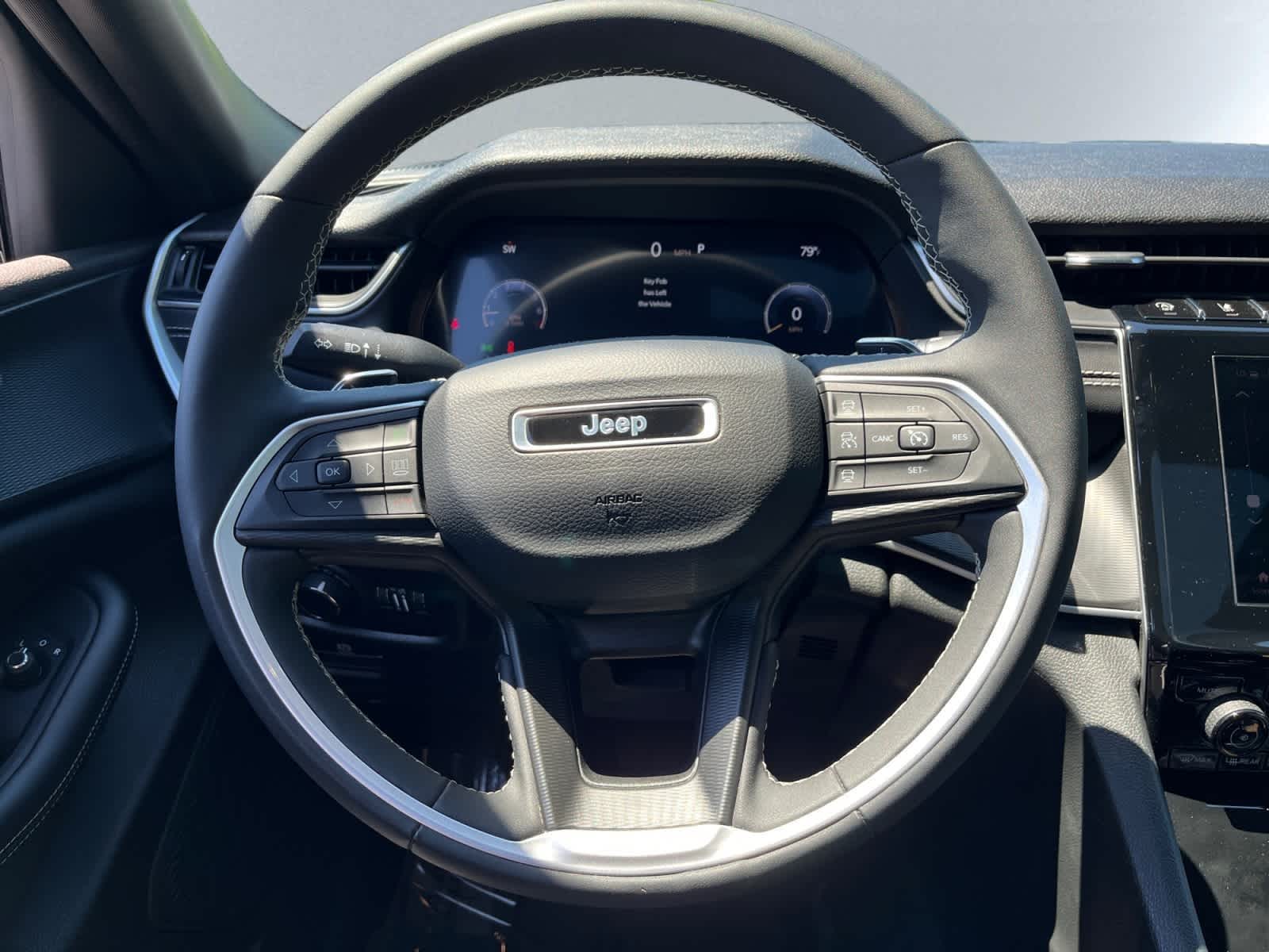 2024 Jeep Grand Cherokee Altitude - Photo 28