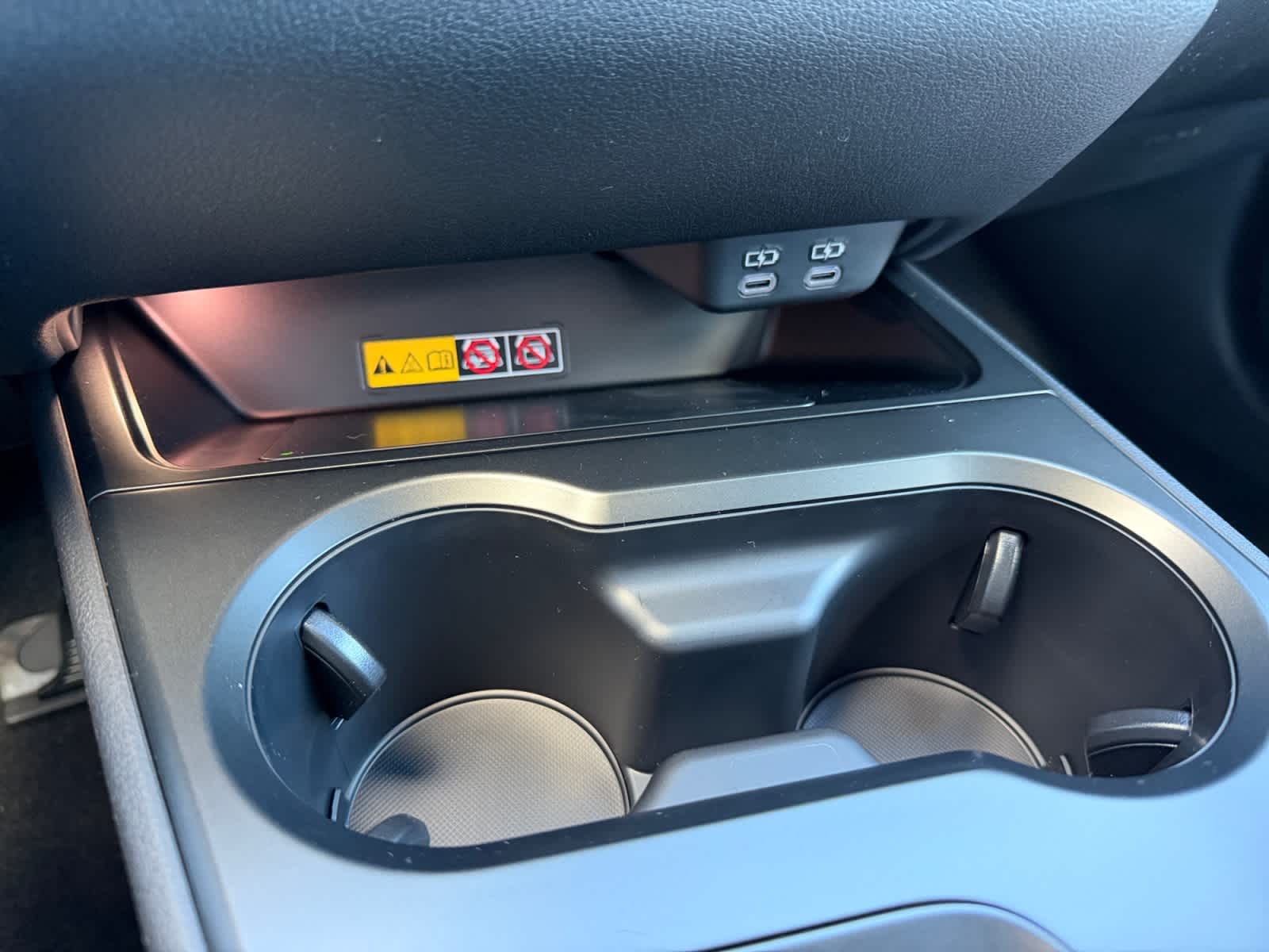 2026 Lexus UX Hybrid 300h Premium - Photo 17
