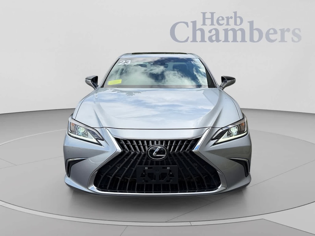 Used 2023 Lexus ES 350 Sedan