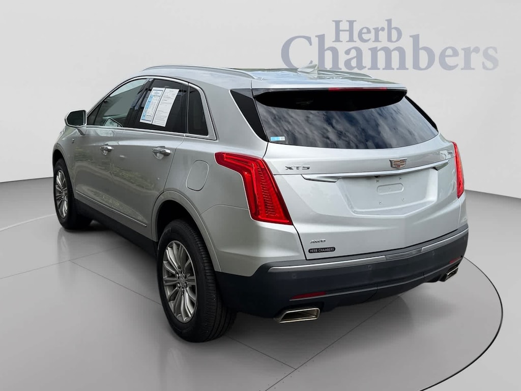 Used 2019 Cadillac XT5 Luxury AWD SUV