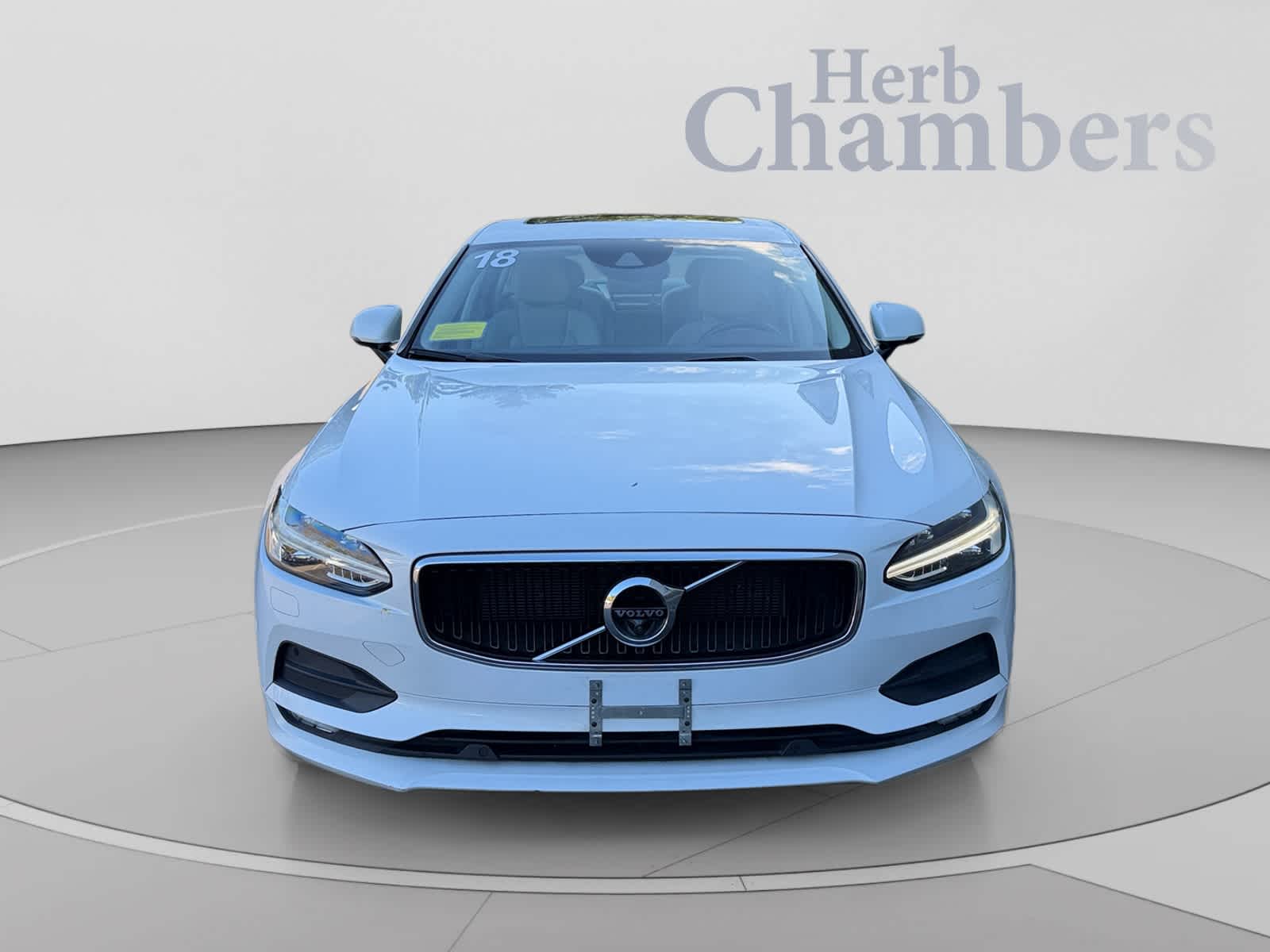 Used 2018 Volvo S90 Momentum with VIN LVY992MK4JP038689 for sale in Hingham, MA