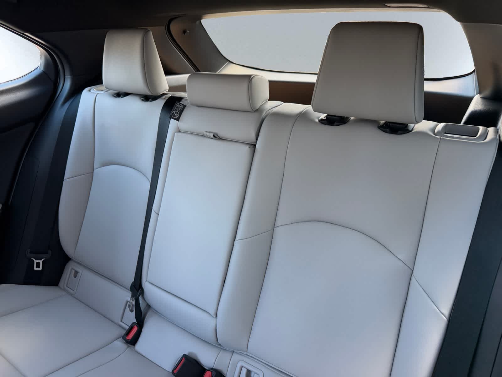 2026 Lexus UX Hybrid 300h Premium - Photo 14