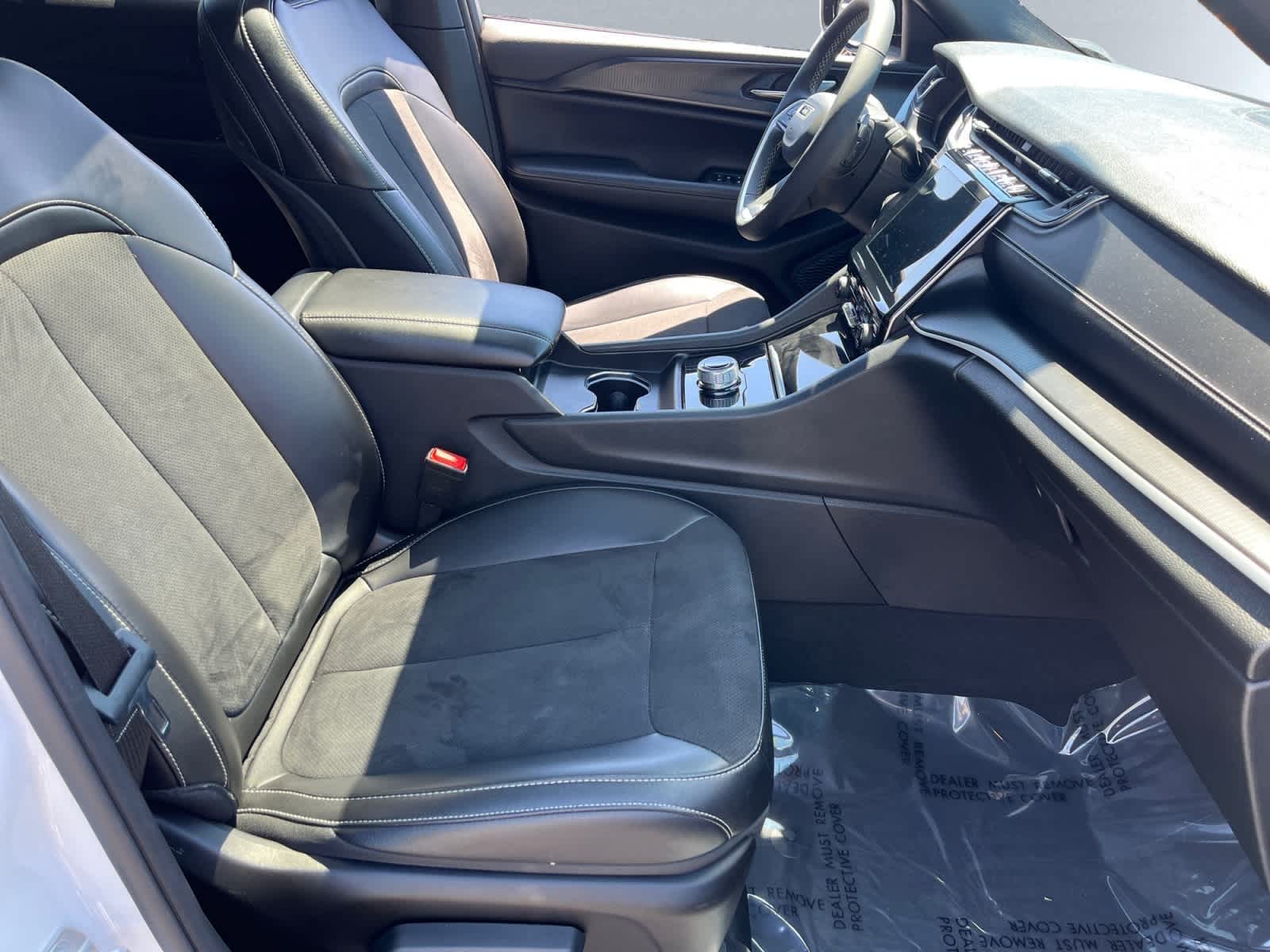 2024 Jeep Grand Cherokee Altitude - Photo 30
