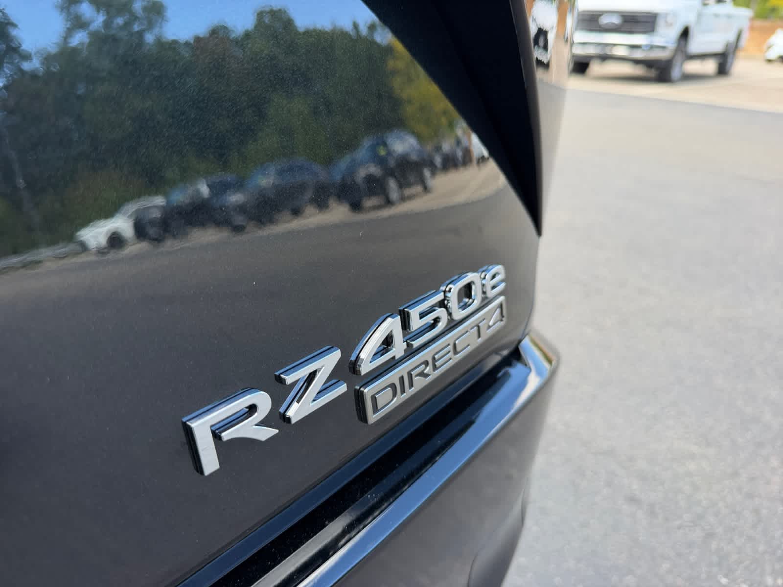 2026 Lexus RZ Premium - Photo 19