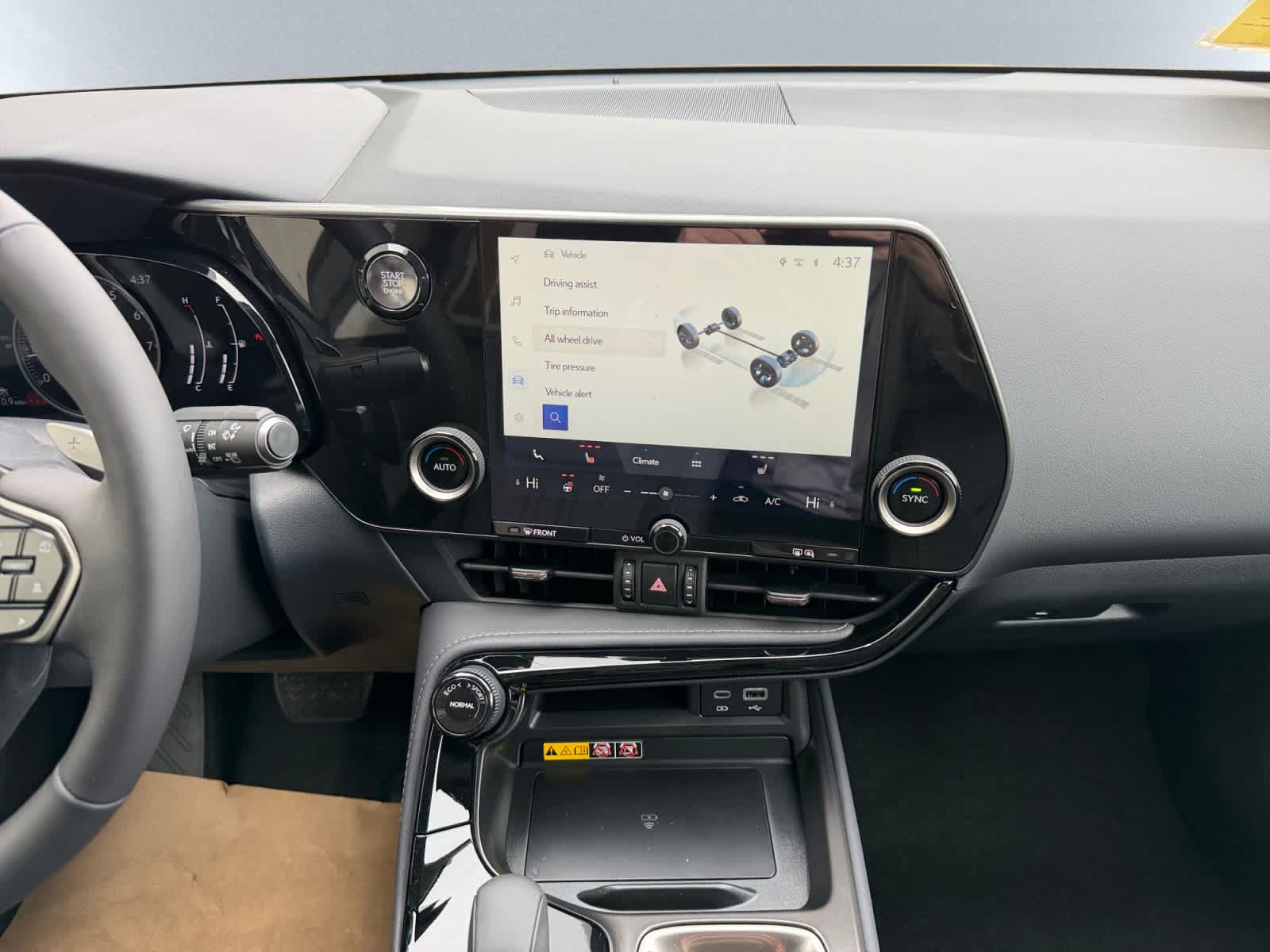 2026 Lexus NX 350 - Photo 13