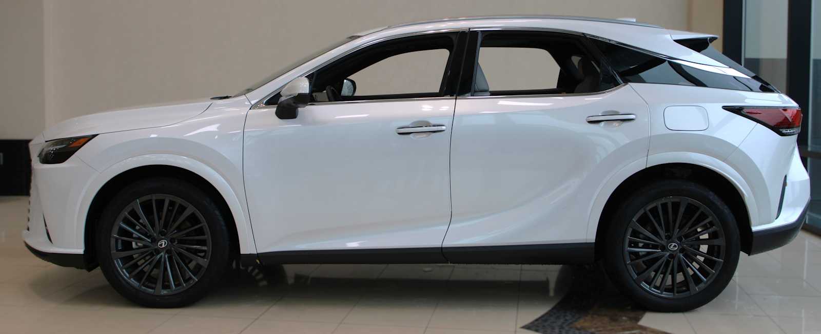 2026 Lexus RX 350 - Photo 12