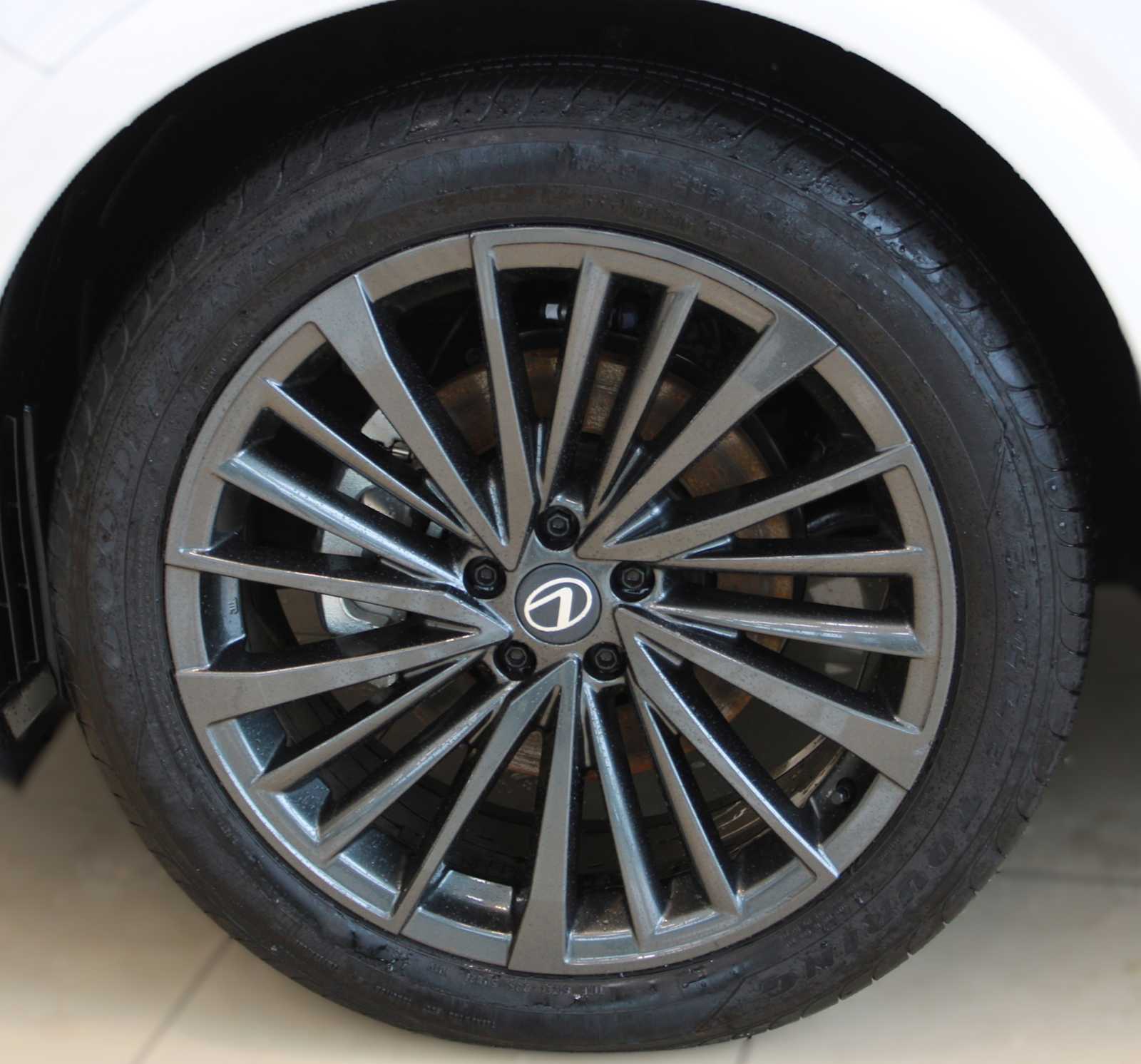 2026 Lexus RX 350 - Photo 9