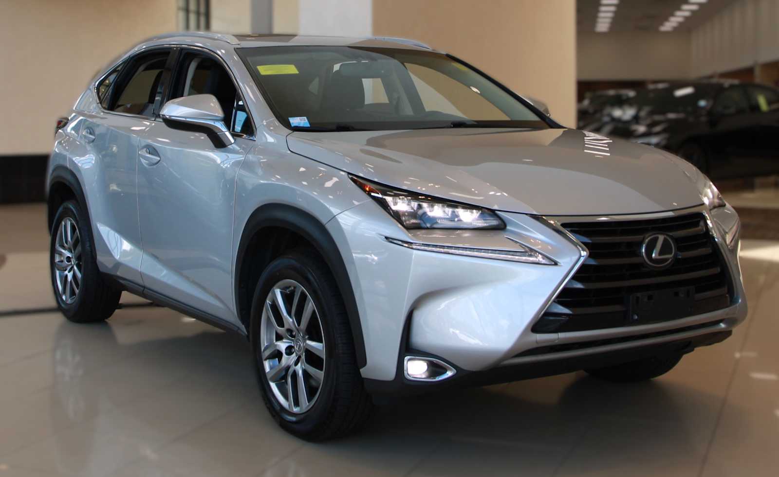  LEXUS NX 200t