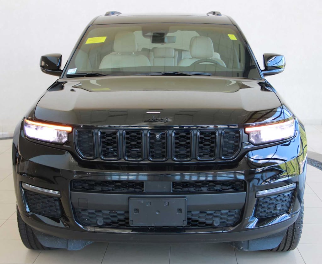 Used 2023 Jeep Grand Cherokee L Limited SUV