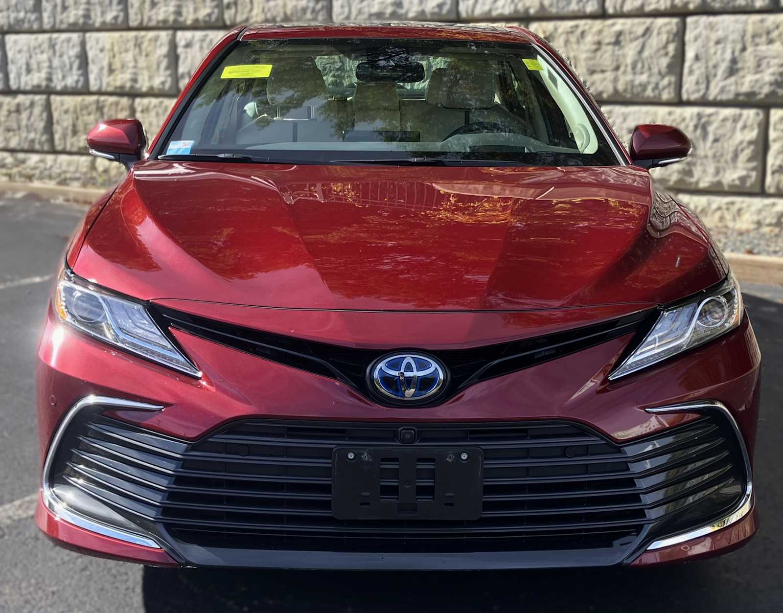 Used 2022 Toyota Camry Hybrid XLE Sedan