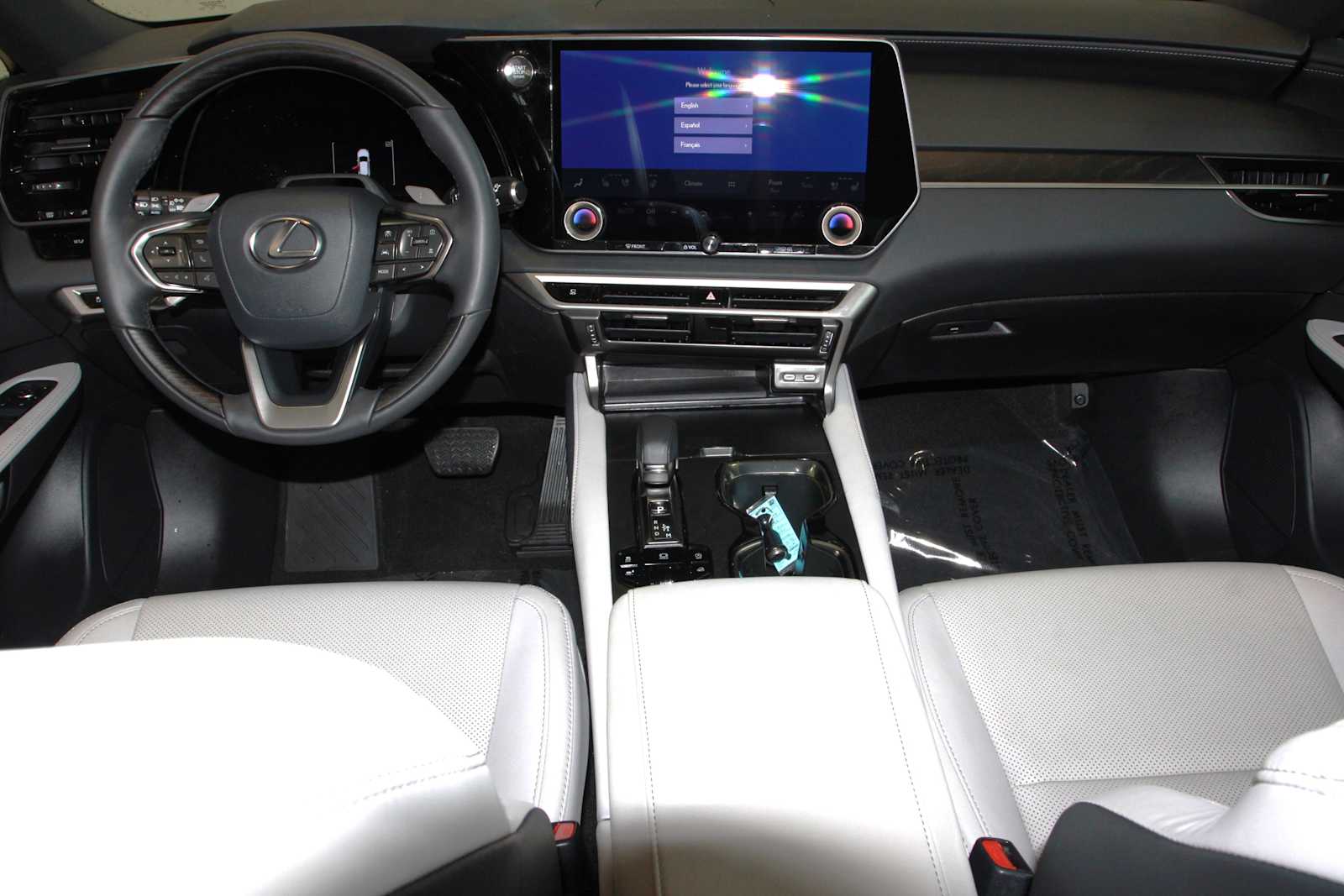 2026 Lexus RX 350 - Photo 7