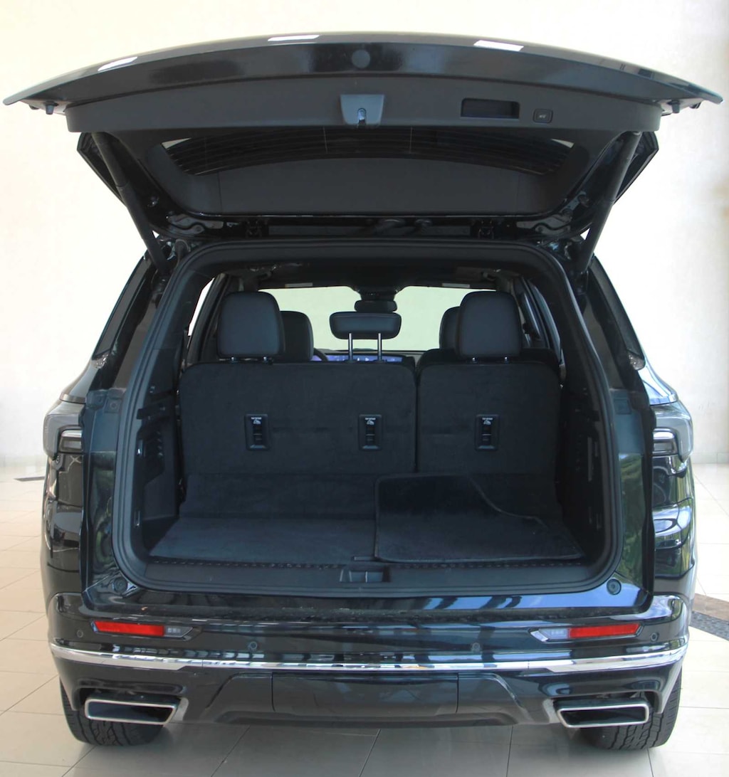 Used 2025 Buick Enclave Avenir SUV