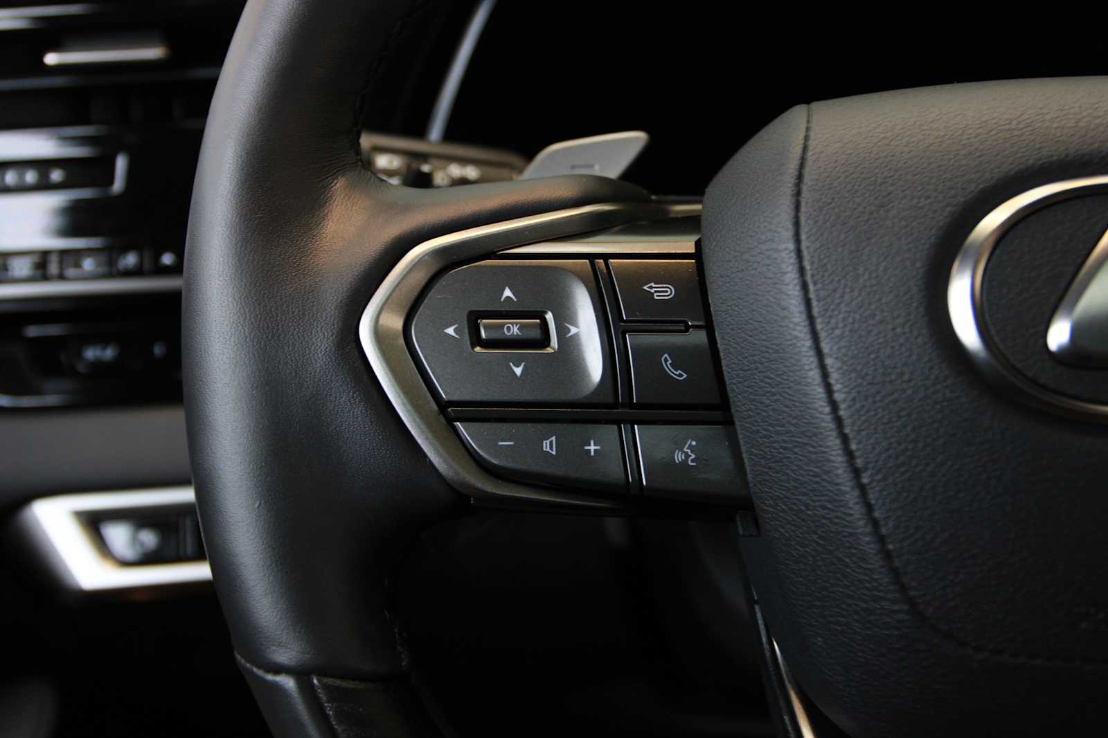 2026 Lexus RX 350 - Photo 20