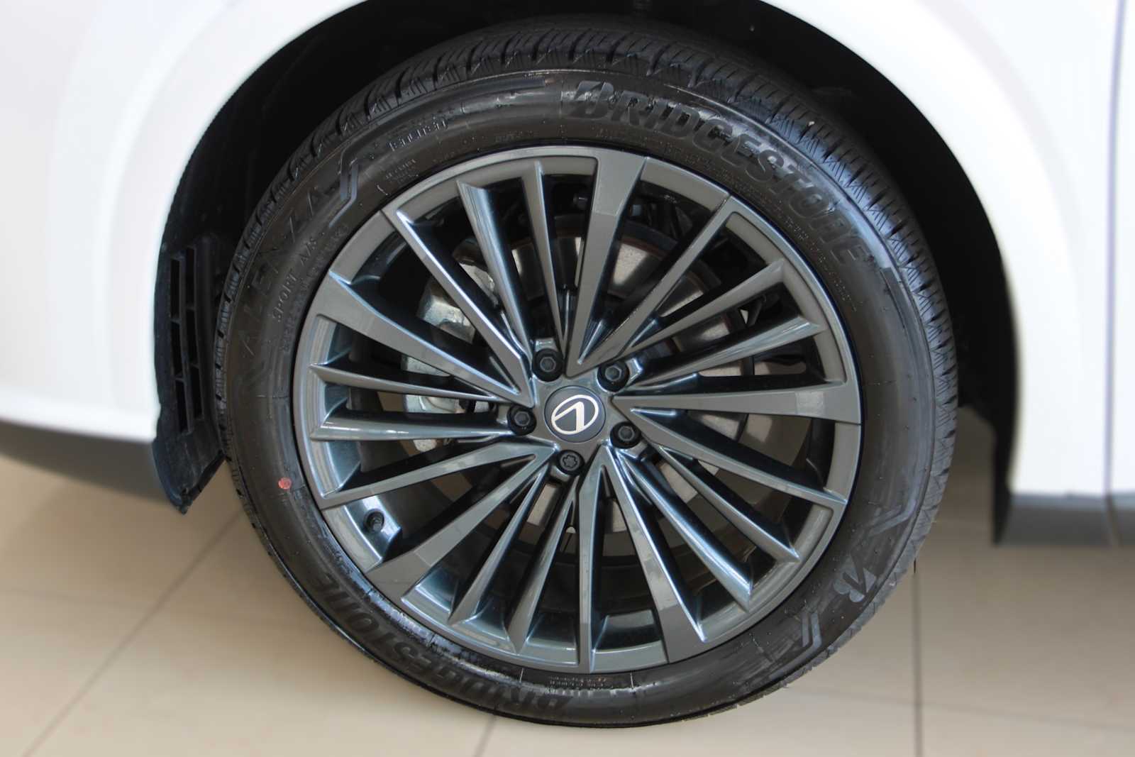 2026 Lexus RX Hybrid 350h - Photo 9