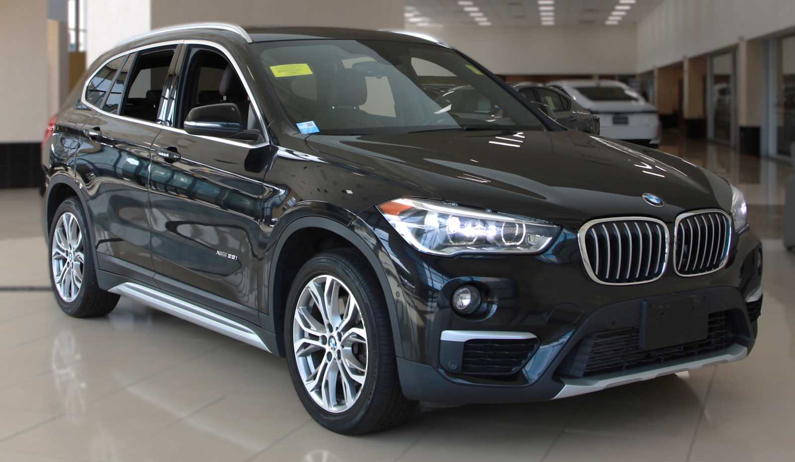 2017 BMW X1 28i