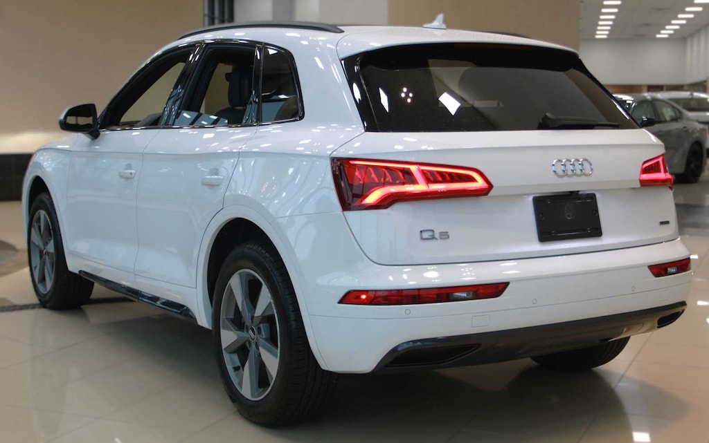 Used 2020 Audi Q5 Titanium SUV