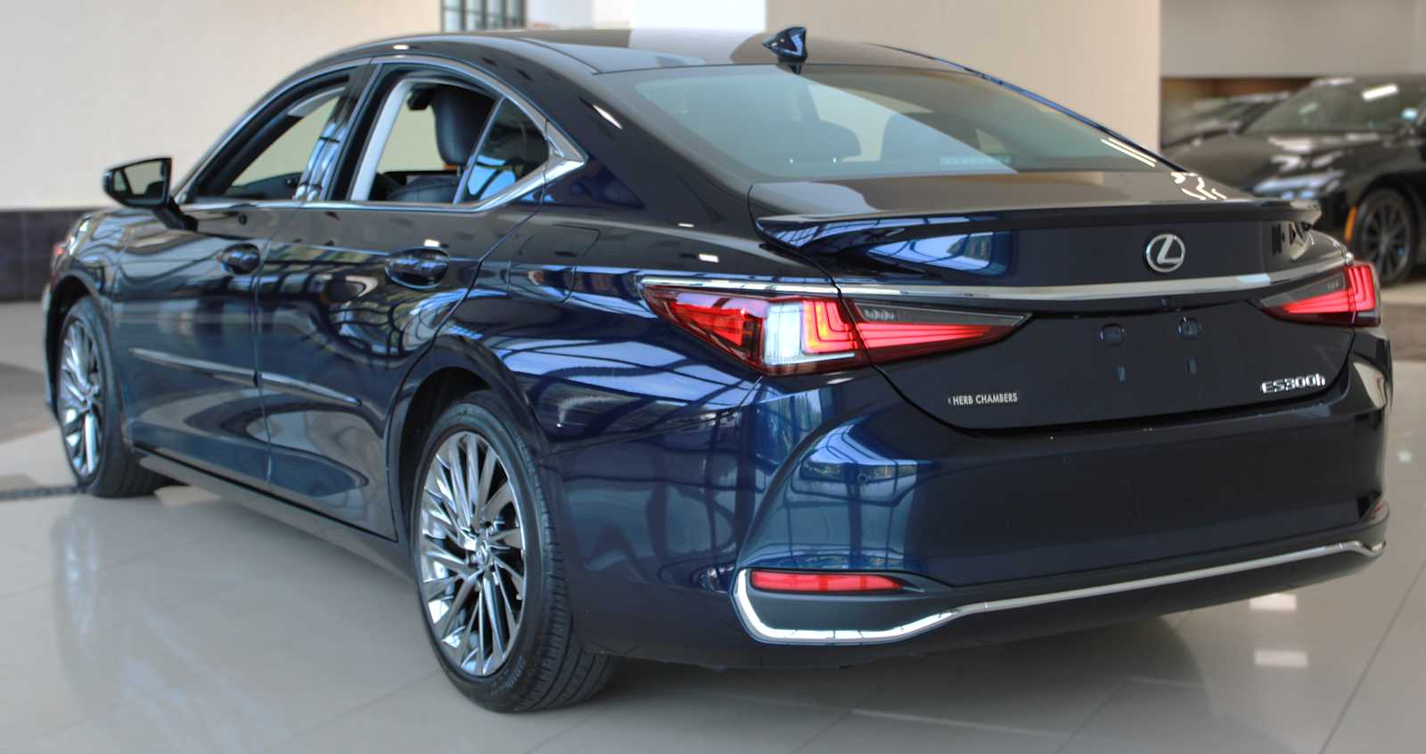 Certified 2025 Lexus ES 300h Luxury Sedan