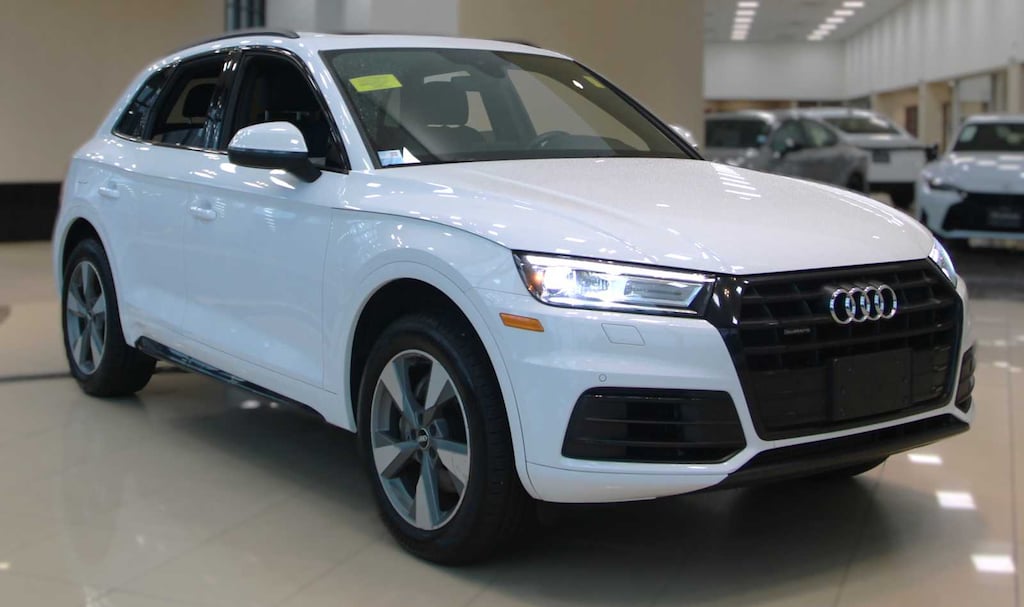 Used 2020 Audi Q5 Titanium SUV