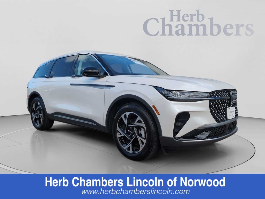 Used 2026 Lincoln Nautilus Premiere SUV