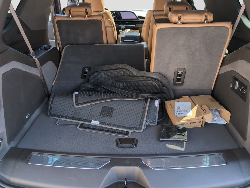 Used 2022 Cadillac Escalade Premium Luxury SUV