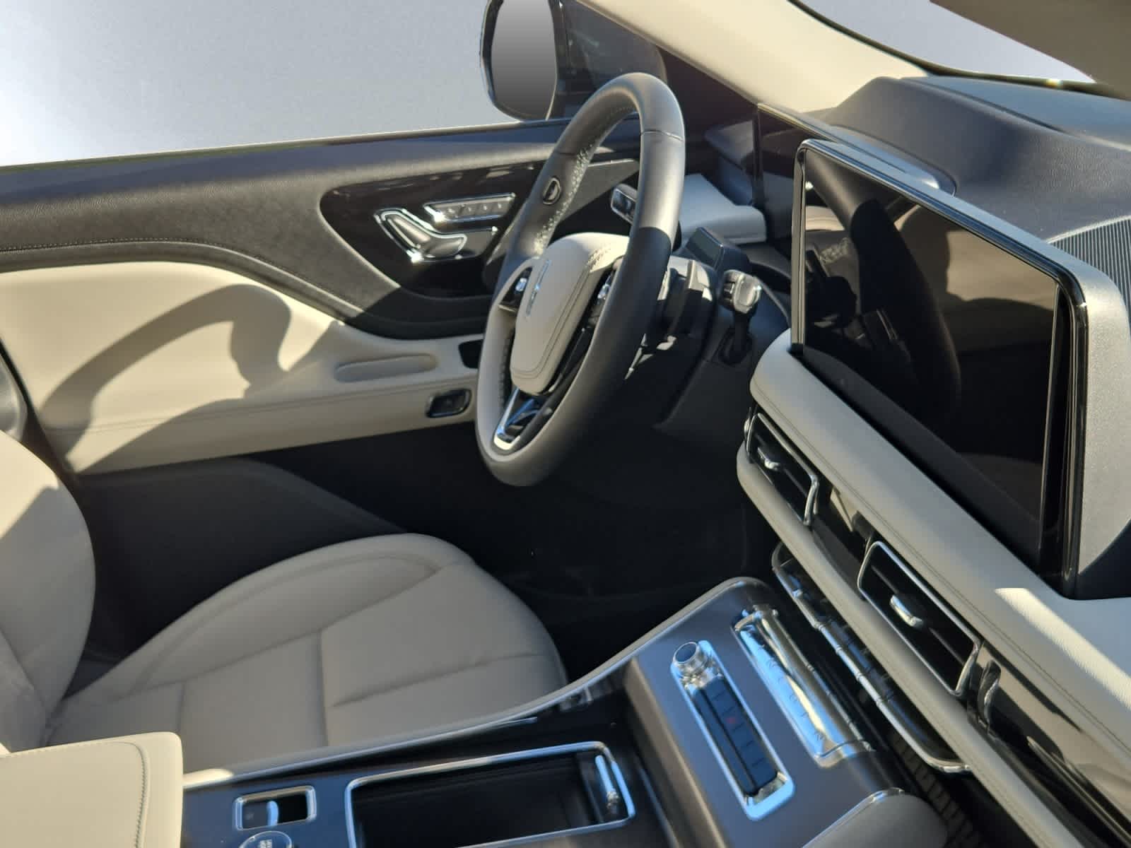 New 2027 Lincoln Aviator Premiere SUV