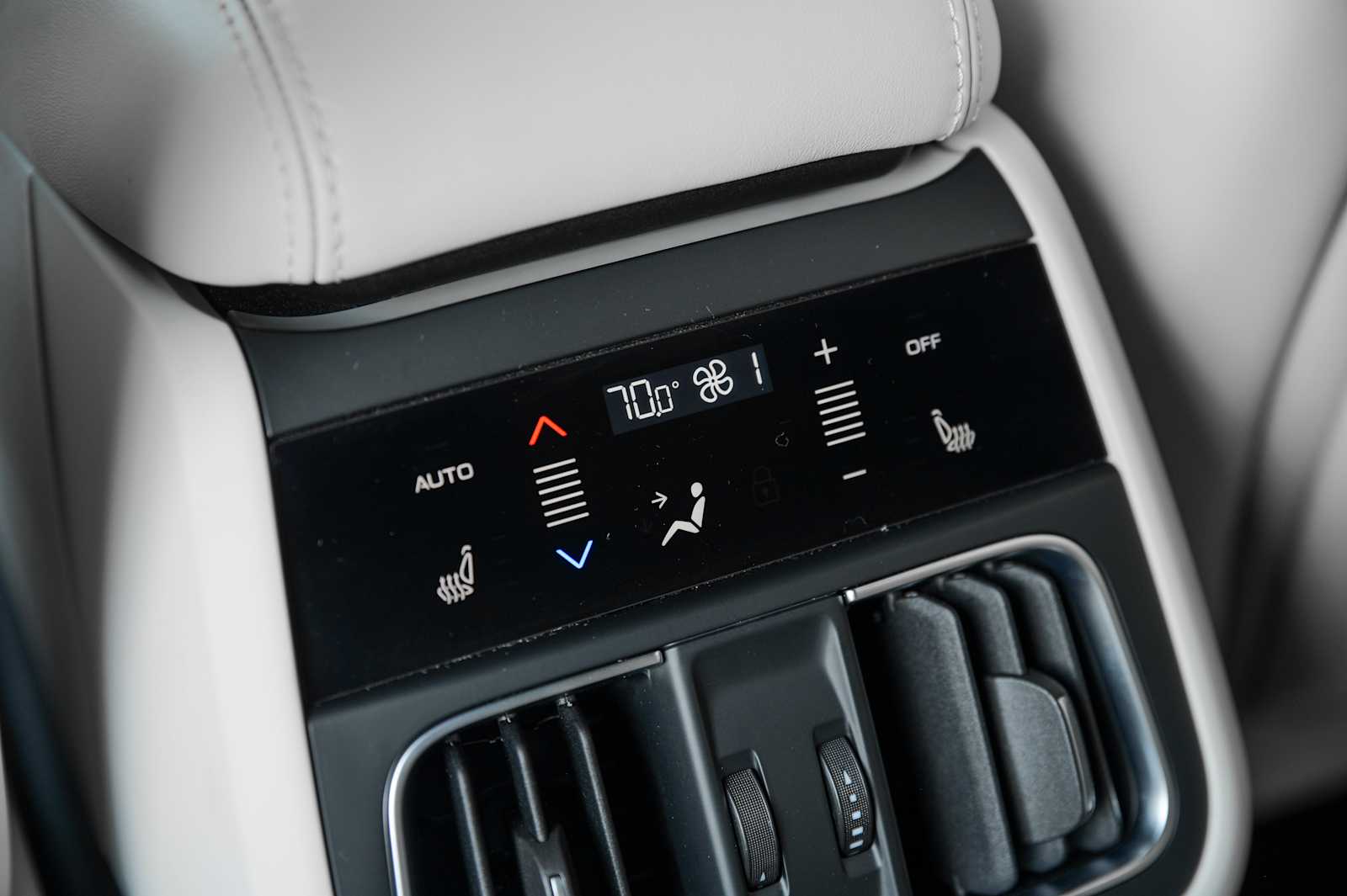 2026 Maserati Grecale Modena V6 - Photo 47