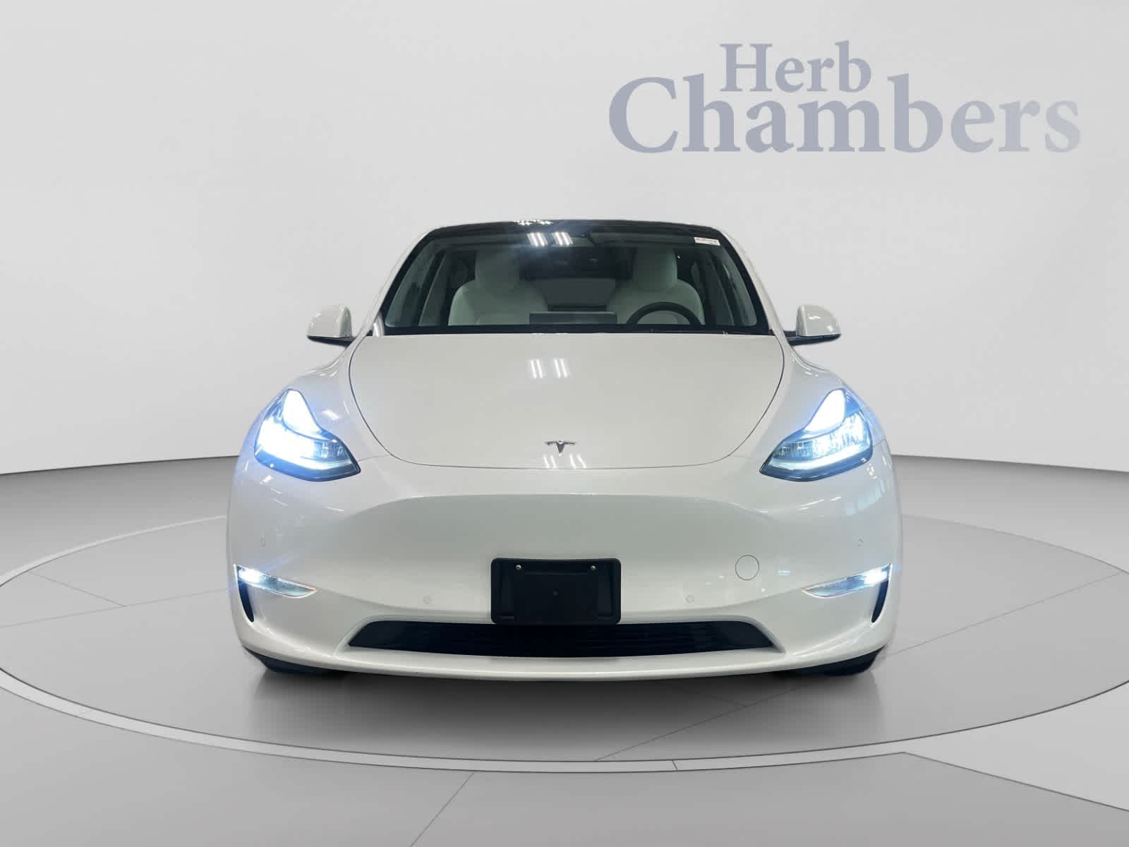 Used 2021 Tesla Model Y Long Range with VIN 5YJYGAEE8MF270190 for sale in Lynnfield, MA