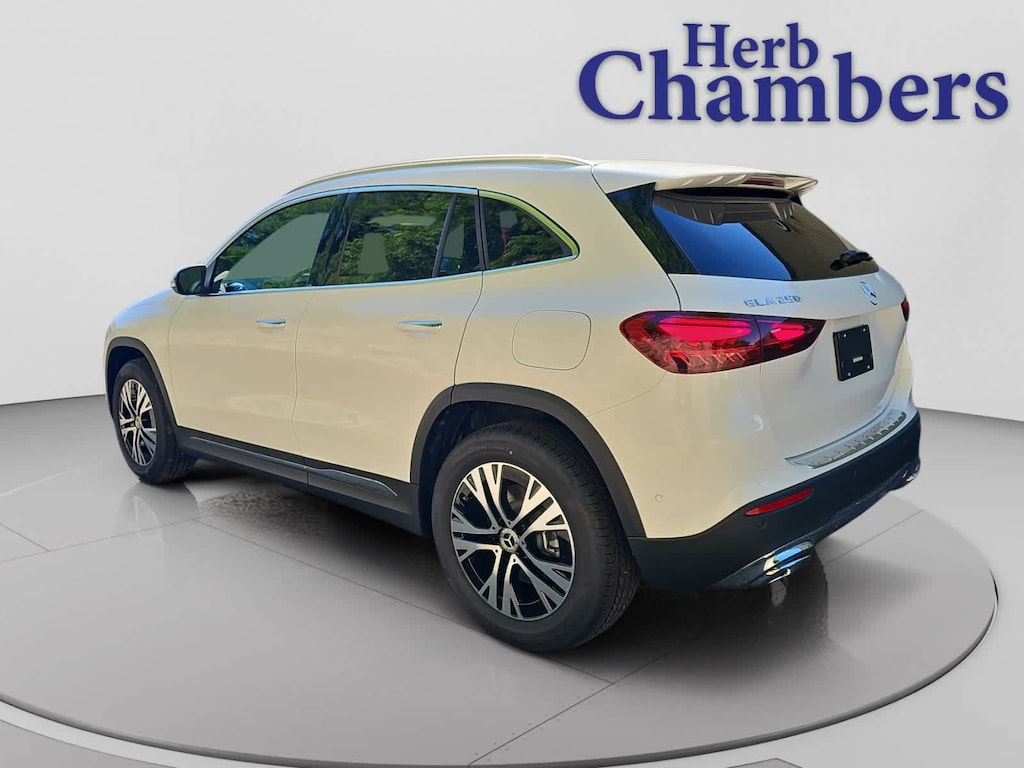 New 2026 Mercedes-Benz GLA 250 4MATIC SUV