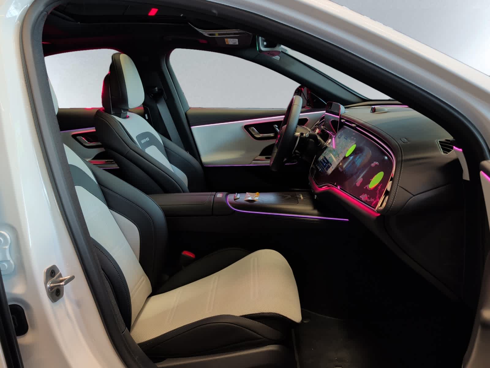 2026 Mercedes-Benz E-Class AMG E53 - Photo 18