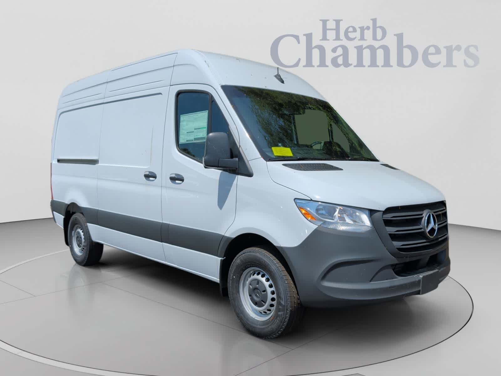  Mercedes-Benz Sprinter Cargo Van