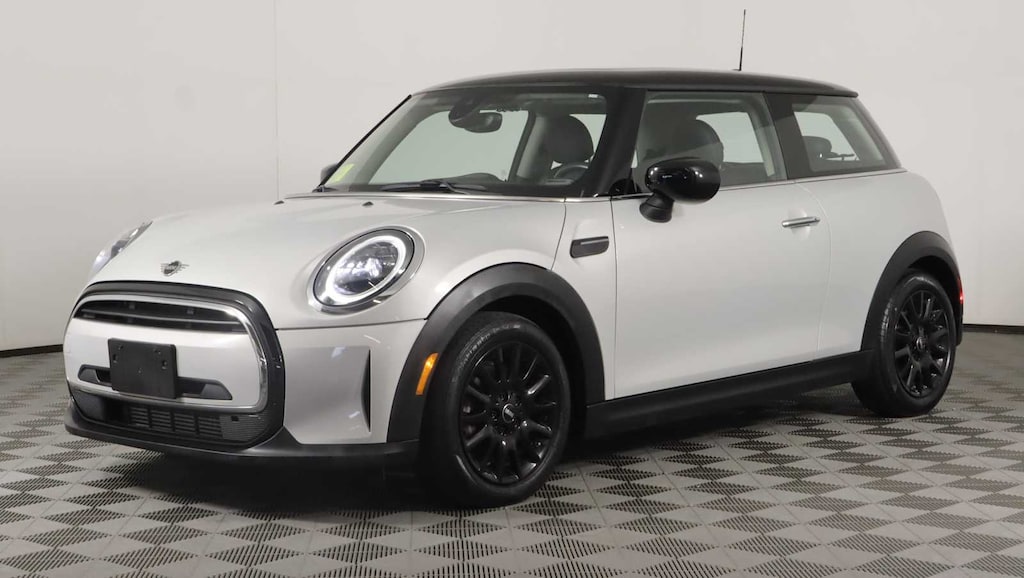 Used 2022 MINI Hardtop 2 Door Cooper Hatchback