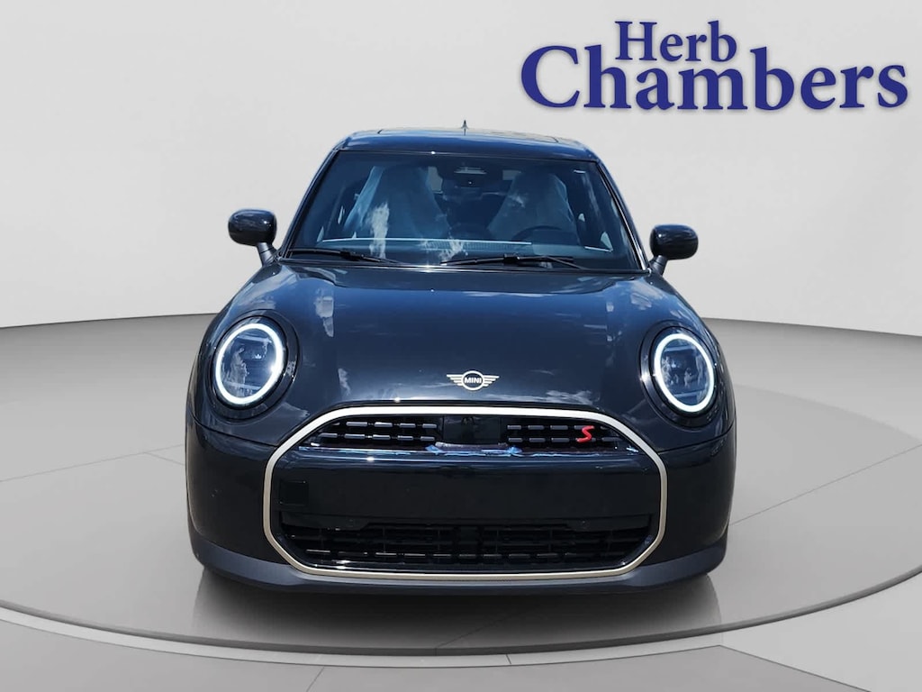 New 2026 MINI 4 Door Signature Plus Sedan
