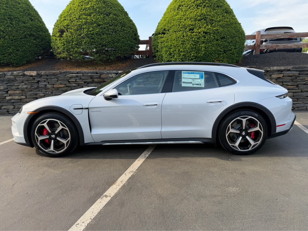 New 2026 Porsche Taycan 4S Wagon