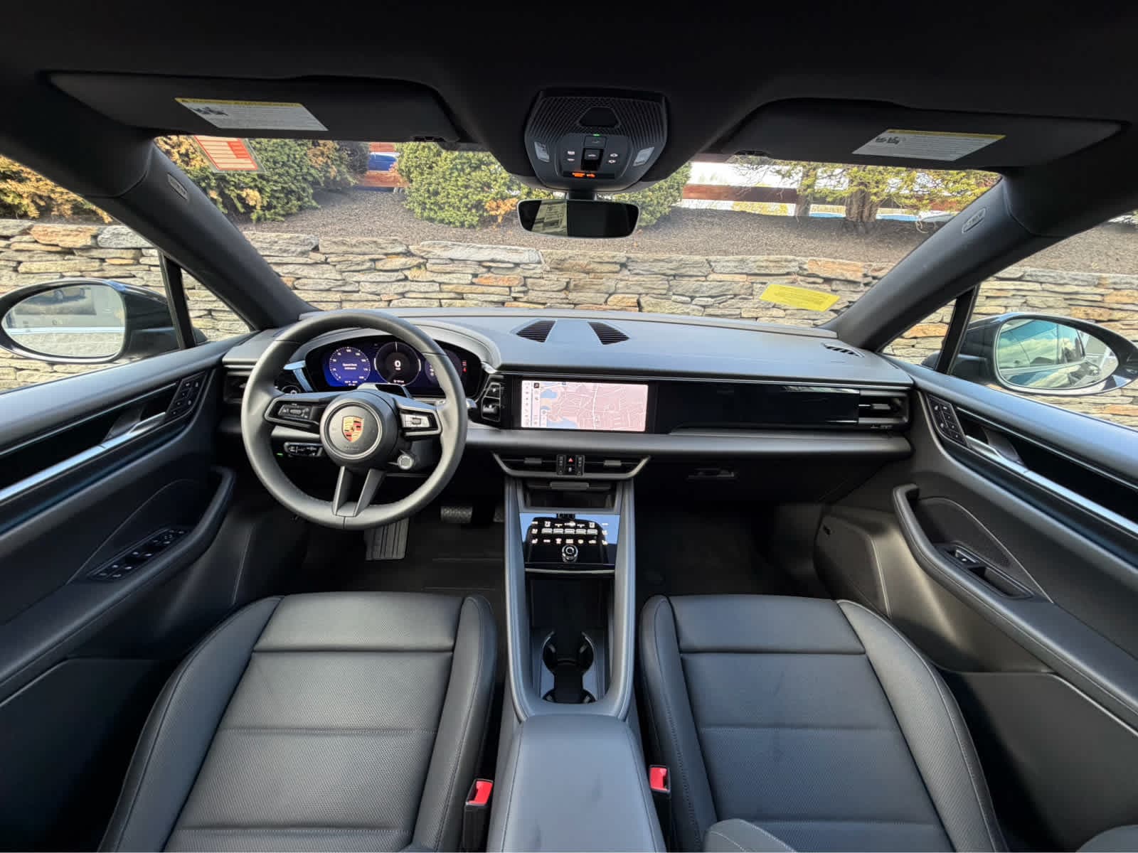 2026 Porsche Macan Base - Photo 24