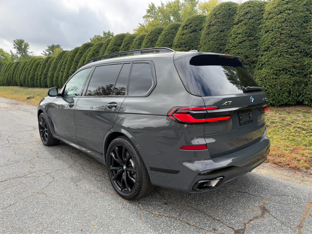 Used 2024 BMW X7 xDrive40i SUV