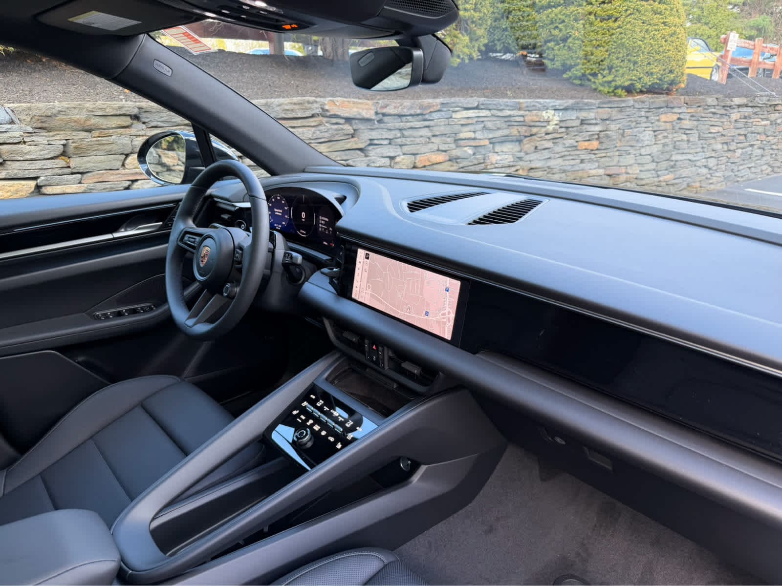 2026 Porsche Macan Base - Photo 21